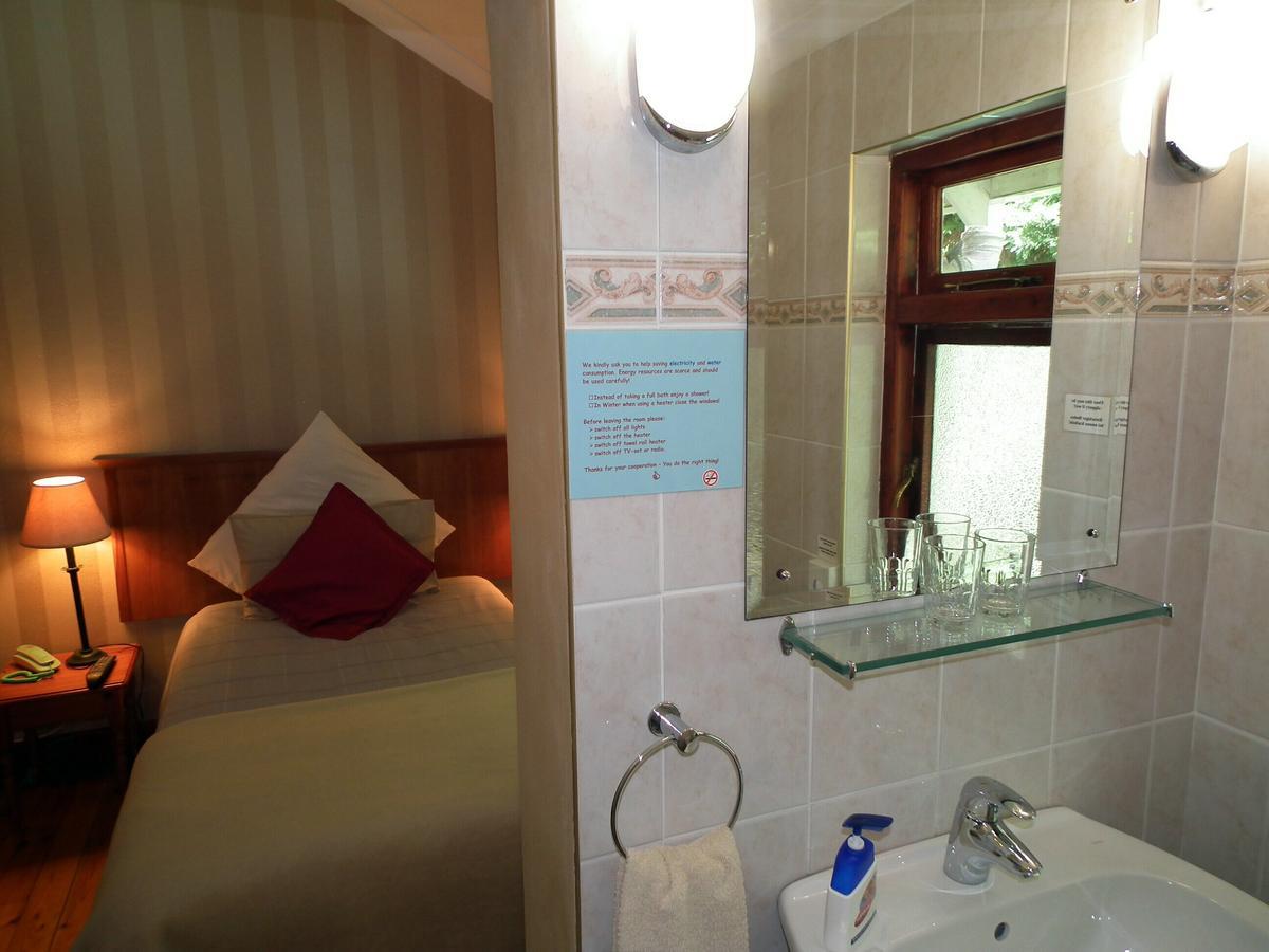 Clarence House Bed & Breakfast Cape Town
